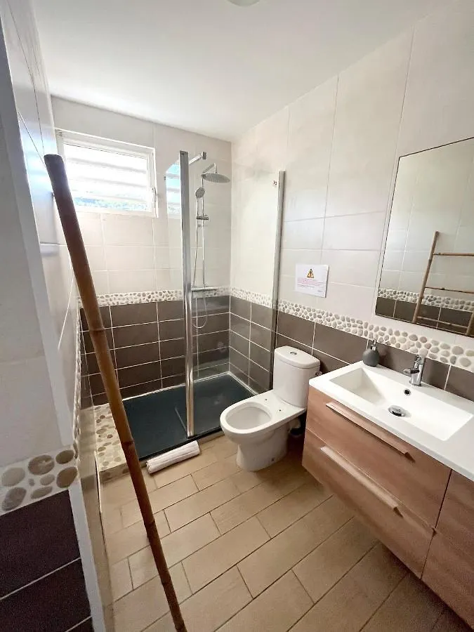 Villa De 4 Chambres A Le Diamant A 600 M De La Plage Avec Piscine Privee Jardin Clos Et Wifi Martinique